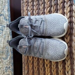 Women's Adidas memory foam sneakers sz 11